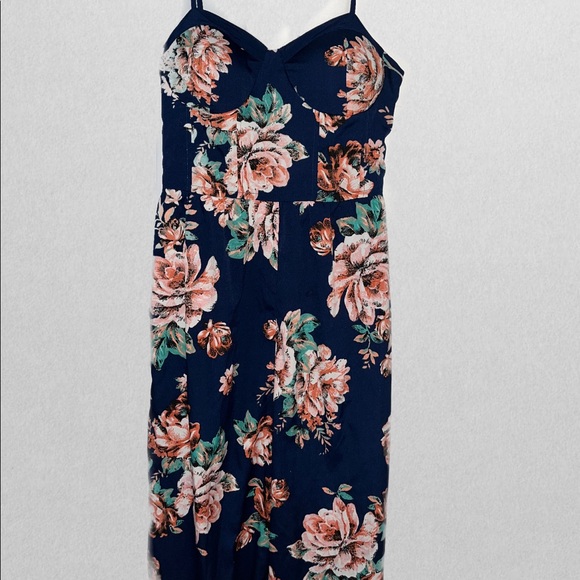 Dark Blue Floral Romper WITH POCKETS Size Small - Picture 6 of 8